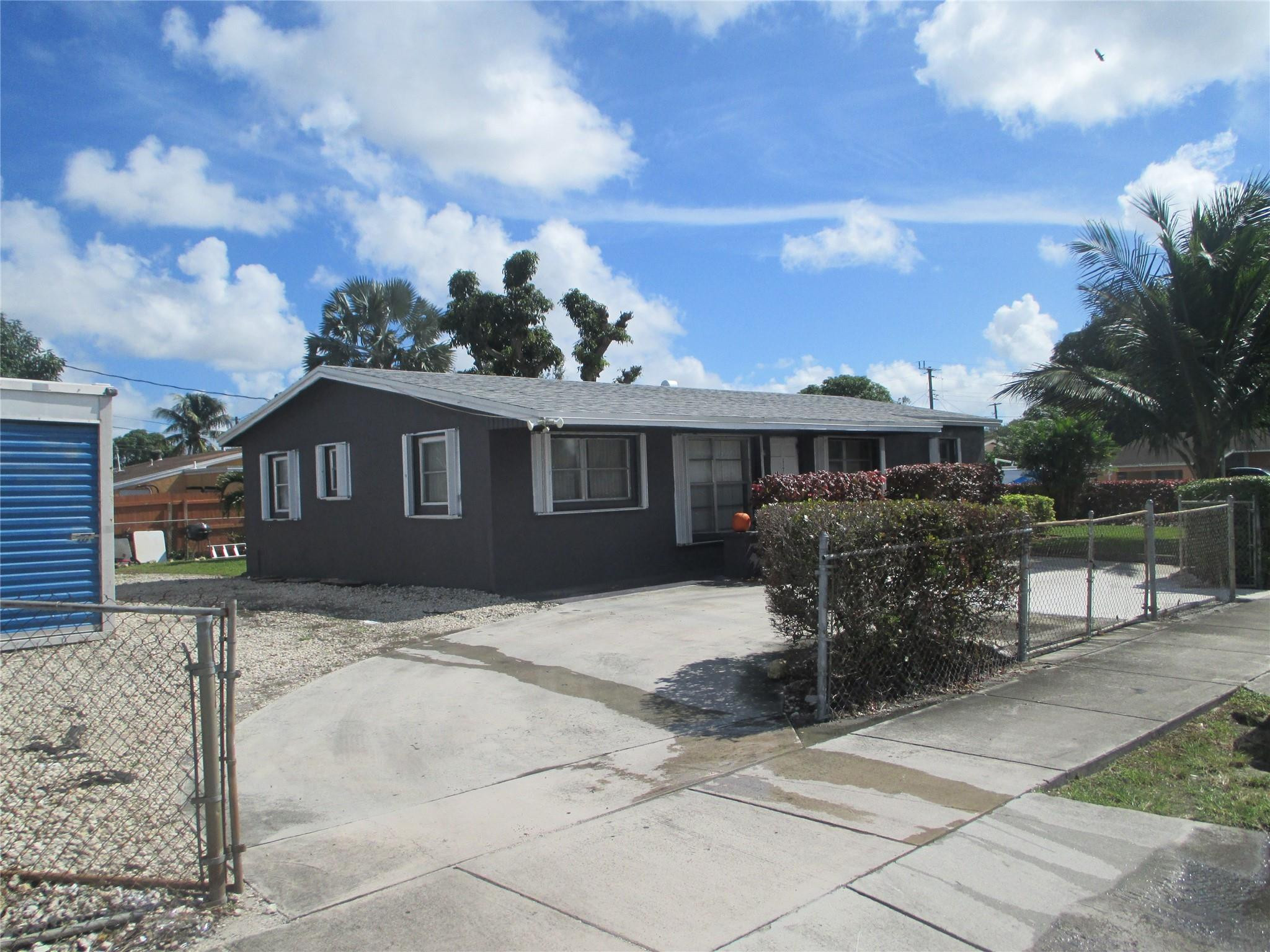 View details of listing Lauderhill with MLS#