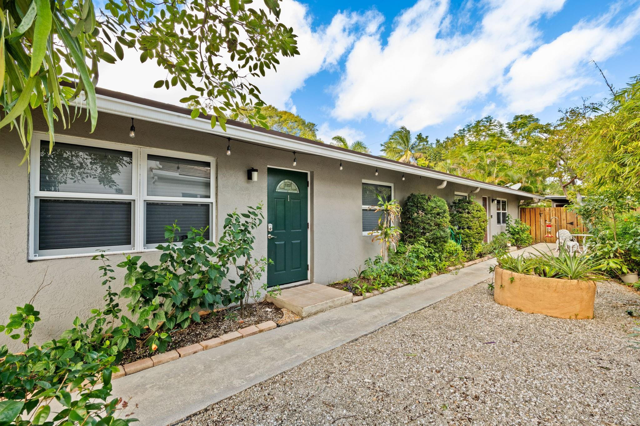 Listing  615 SW 16th Court 1S, Fort Lauderdale, FL 33315, Fort Lauderdale, FL 33315