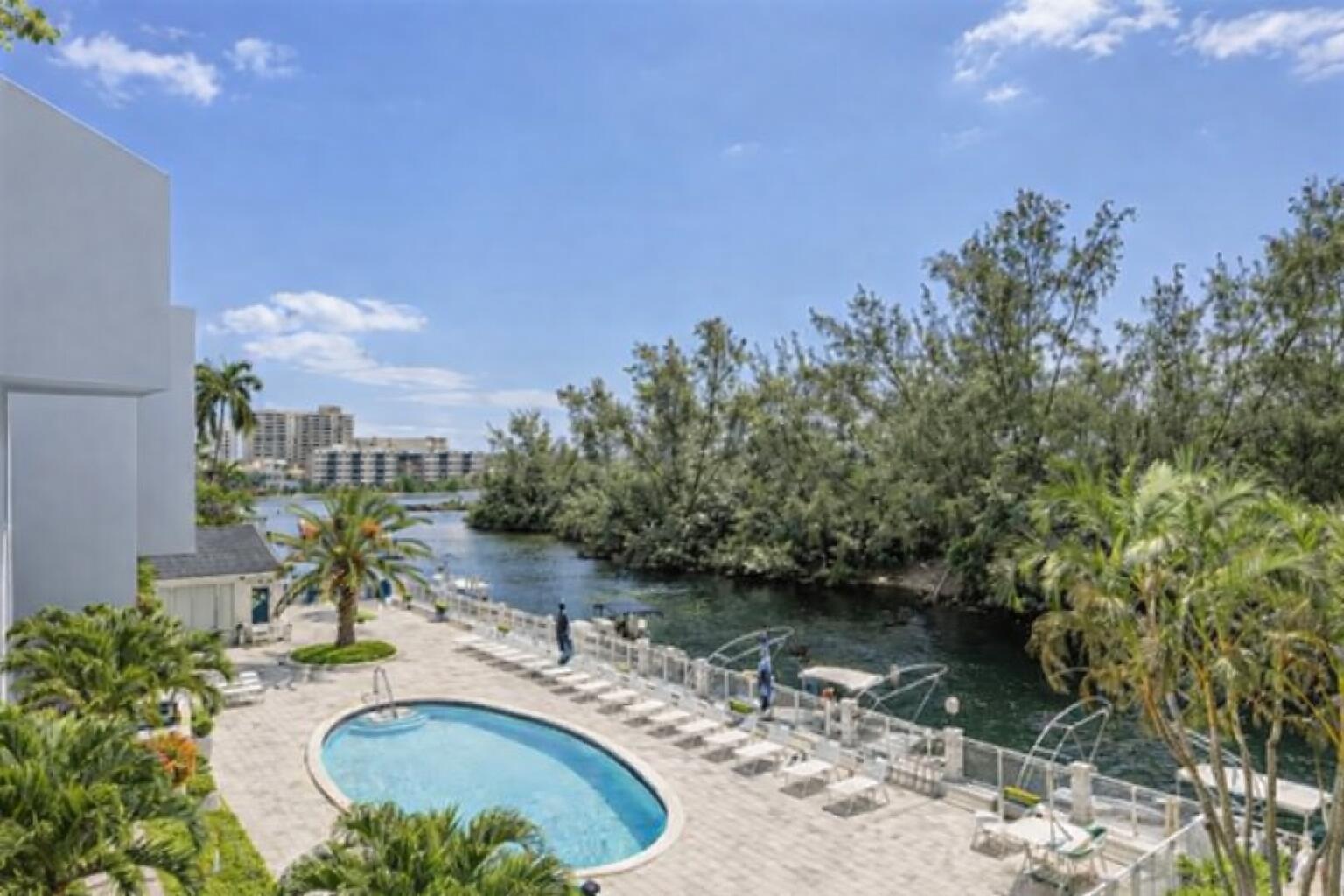 View details of listing 2850 NE 14th Street Causeway 107, Pompano Beach, FL 33062 Pompano Beach with MLS#