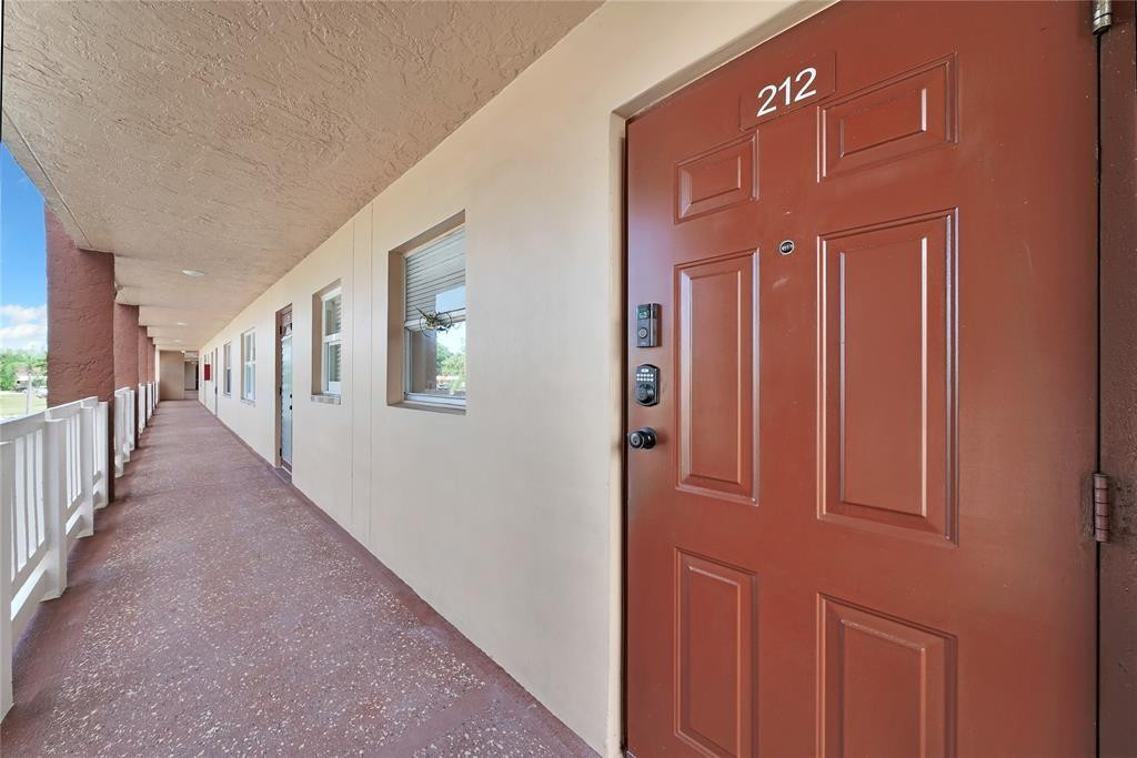 View details of listing 9281 Sunrise Lakes Boulevard 212, Sunrise, FL 33322 Sunrise with MLS# 