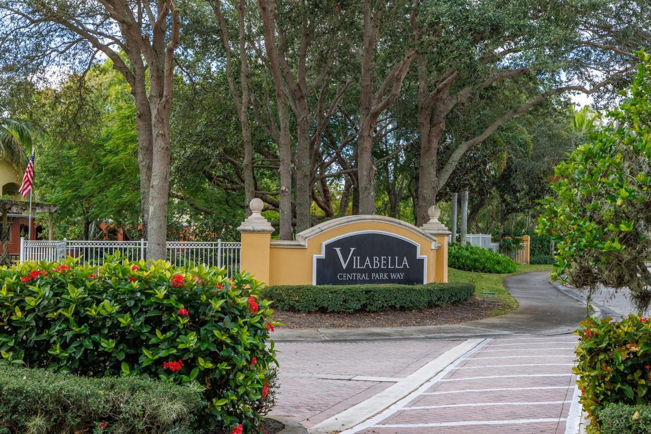 View details of listing 55 SE Palermo Court 105, Stuart, FL 34994 Stuart with MLS#