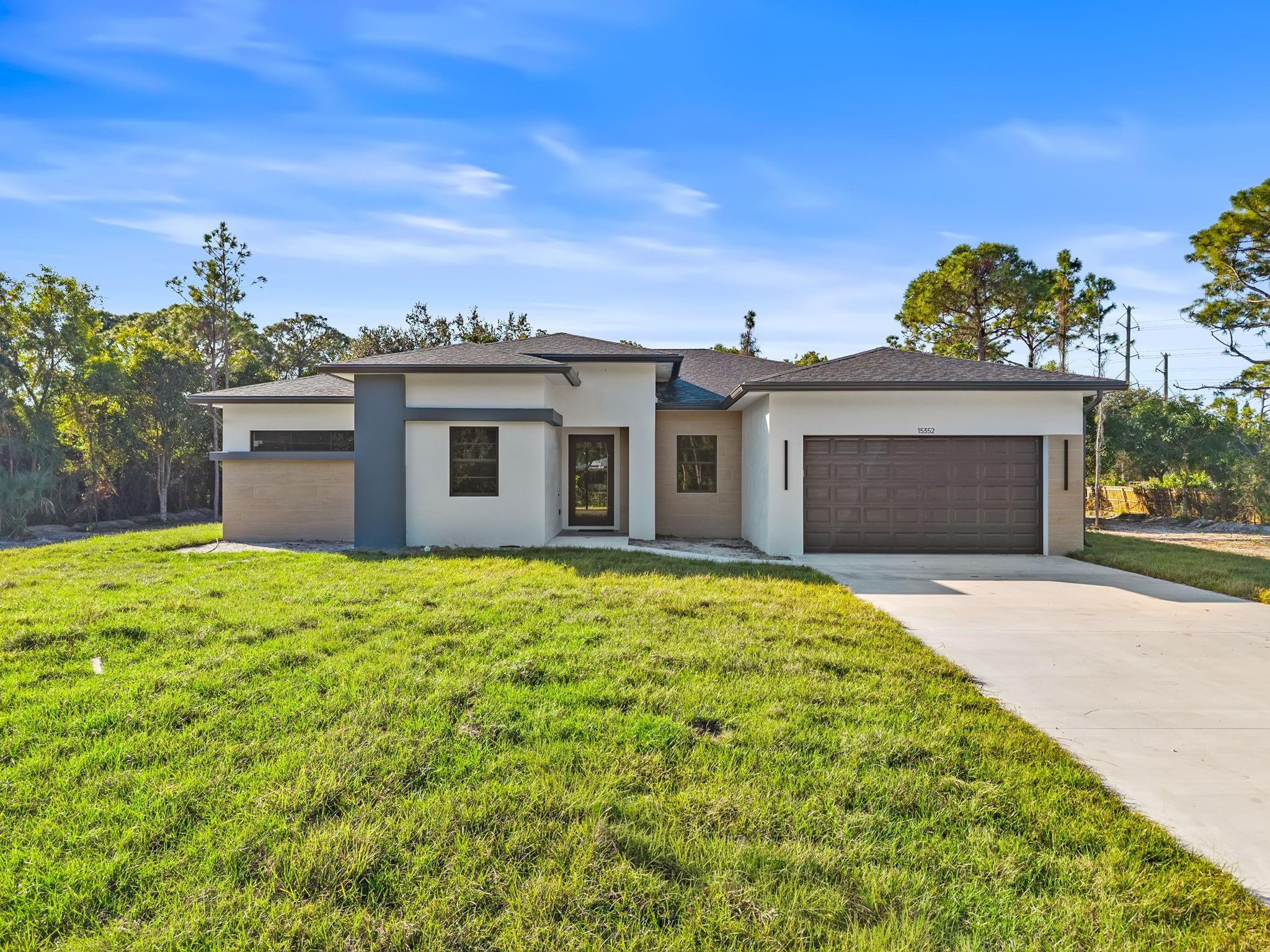 View details of listing 18853 42nd Road, Loxahatchee, FL 33470 Loxahatchee with MLS#