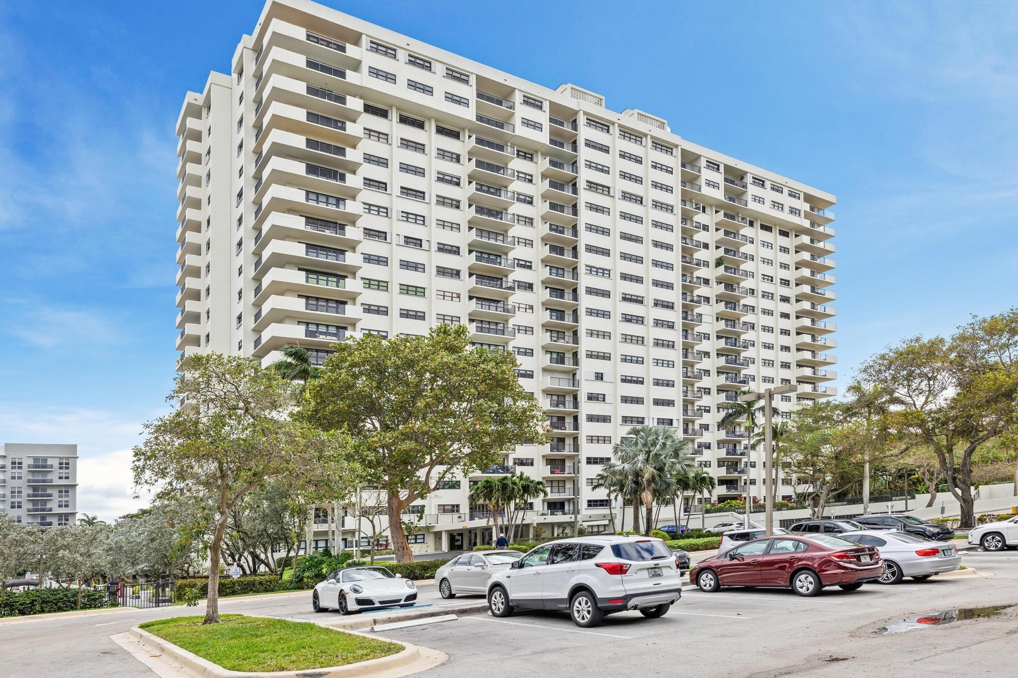 View details of listing 3200 Port Royale Drive 1208, Fort Lauderdale, FL 33308 Fort Lauderdale with MLS# 
