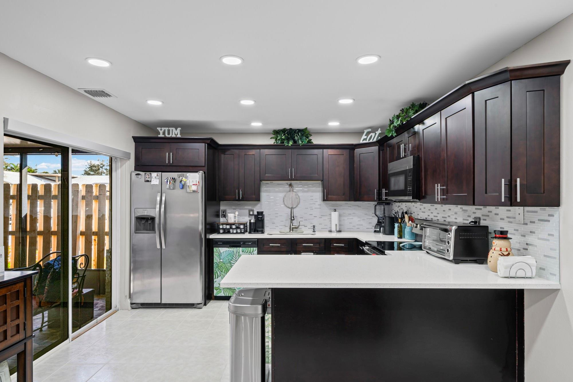 View details of listing 747 NW 30th Avenue D, Delray Beach, FL 33445 Delray Beach with MLS#