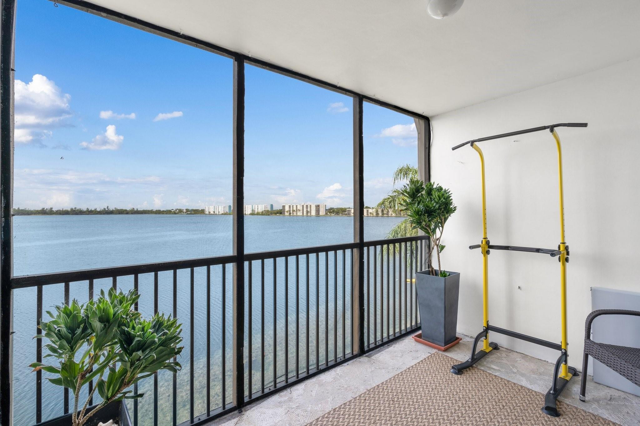 Listing  111 Lake Emerald Drive 401, Oakland Park, FL 33309, Oakland Park, FL 33309