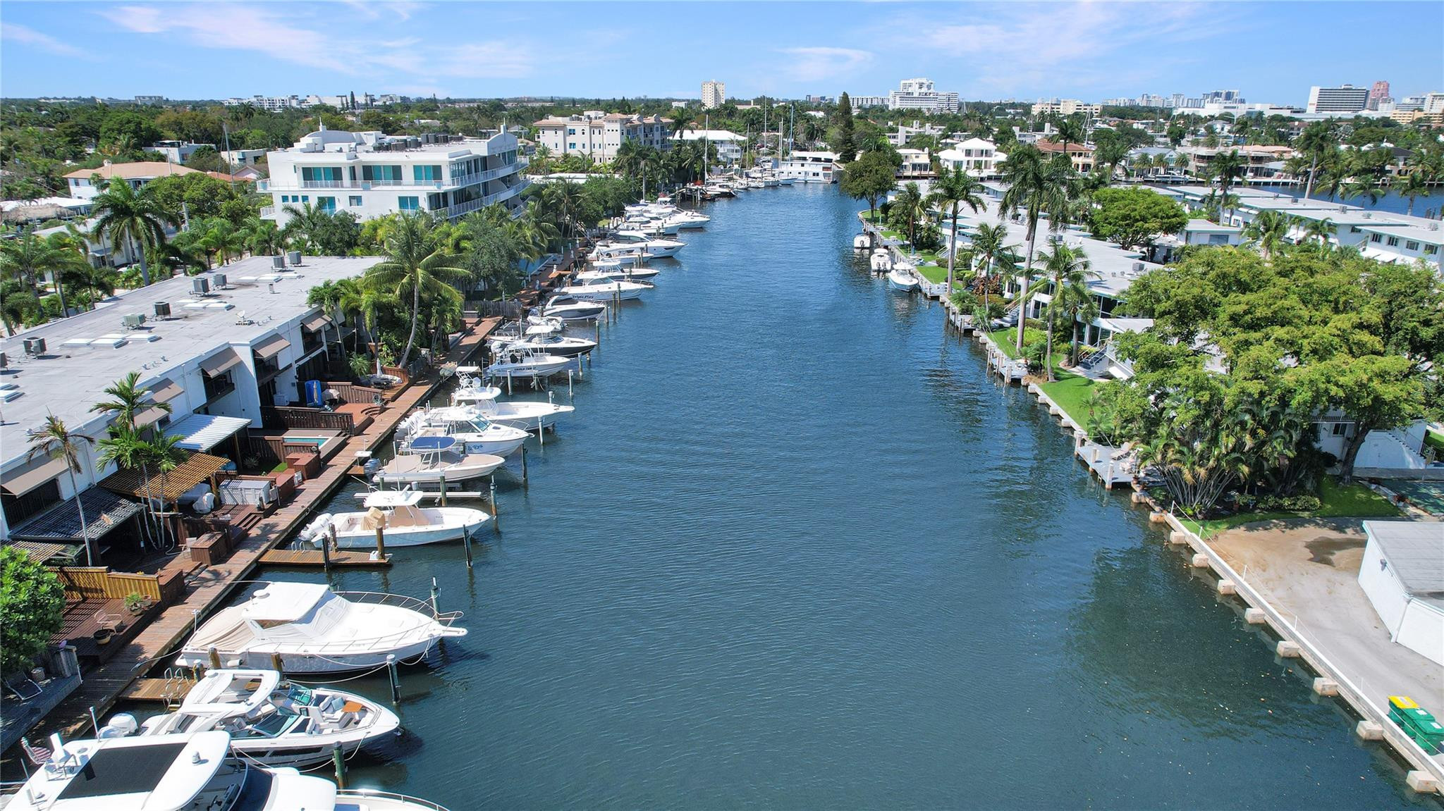 View details of listing 424 Hendricks Isle 6, Fort Lauderdale, FL 33301 Fort Lauderdale with MLS#