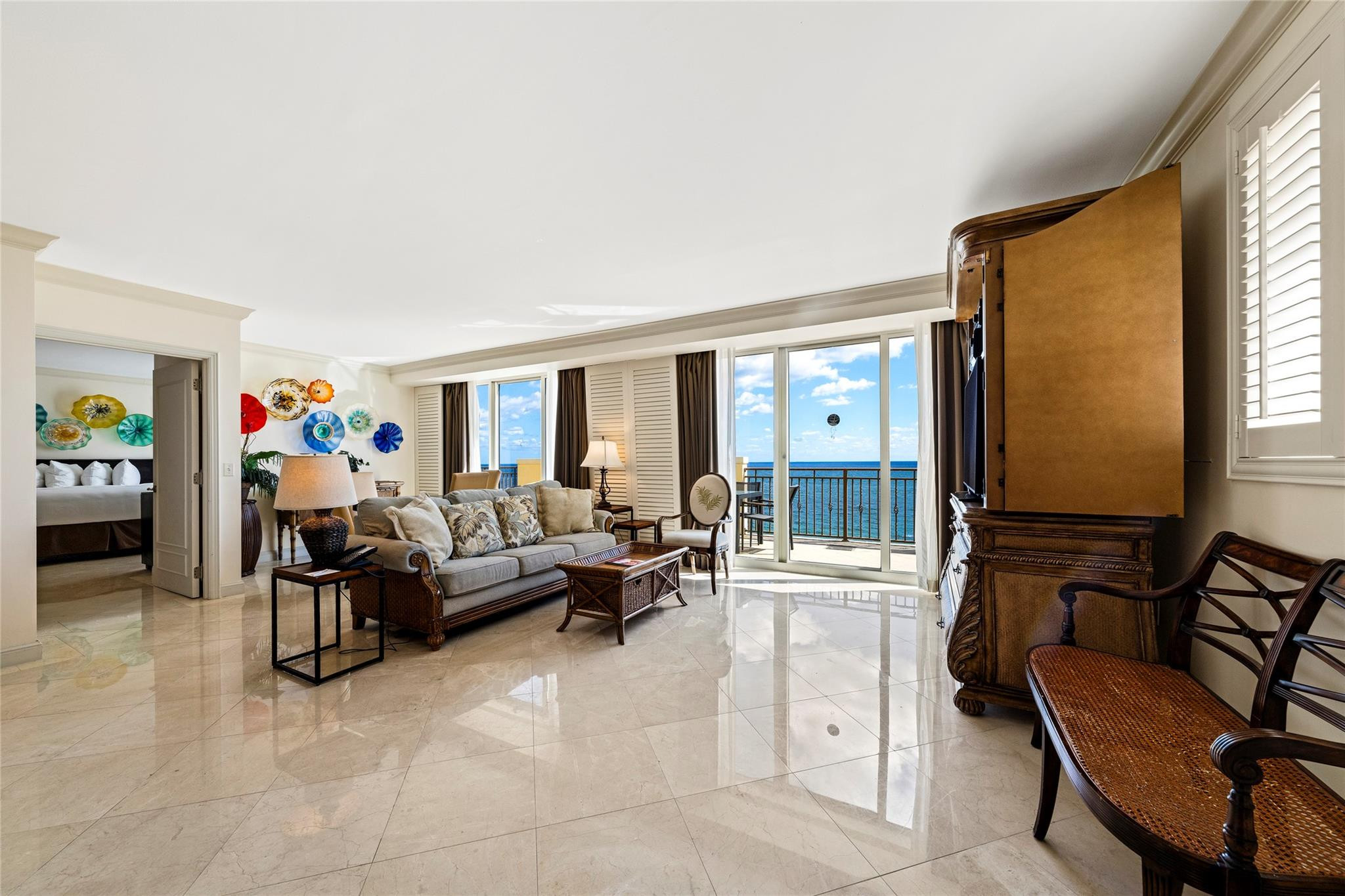 View details of listing 601 N Ft Lauderdale Bch Boulevard 1008, Fort Lauderdale, FL 33304 Fort Lauderdale with MLS#