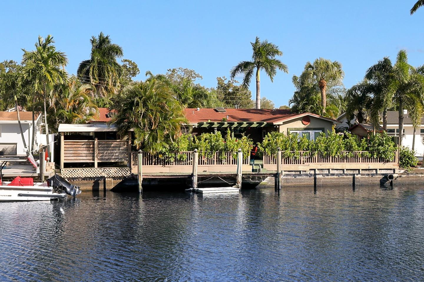 View details of listing 4631 SW 30th Way, Fort Lauderdale, FL 33312 Fort Lauderdale with MLS#