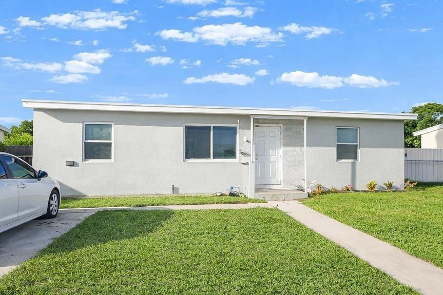 View details of listing 1225 NW 10th Place, Fort Lauderdale, FL 33311 Fort Lauderdale with MLS#