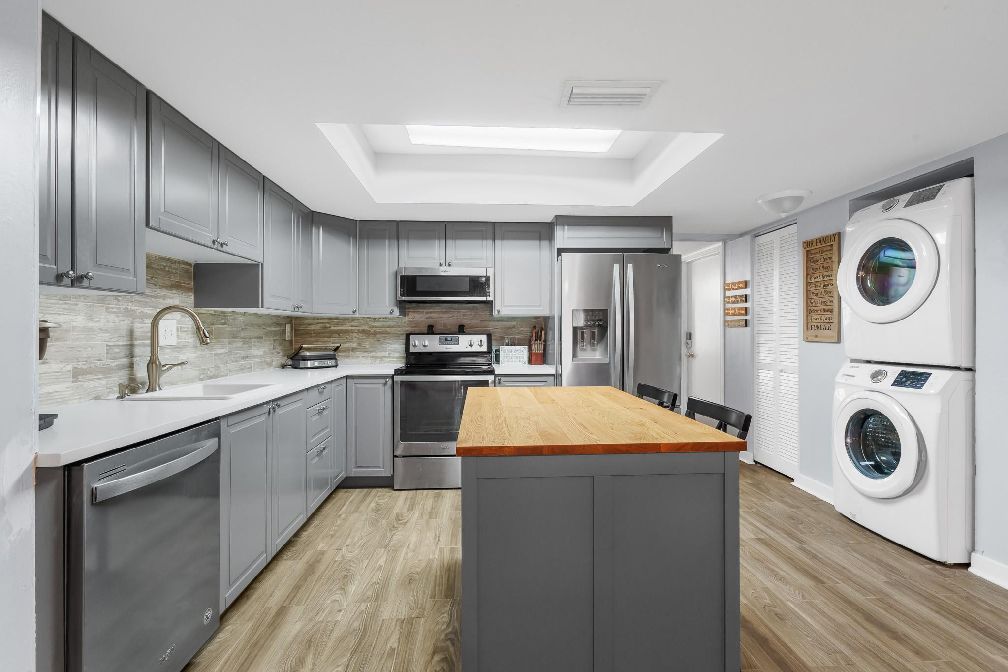 View details of listing 8101 NW 27th Street 4, Coral Springs, FL 33065 Coral Springs with MLS#