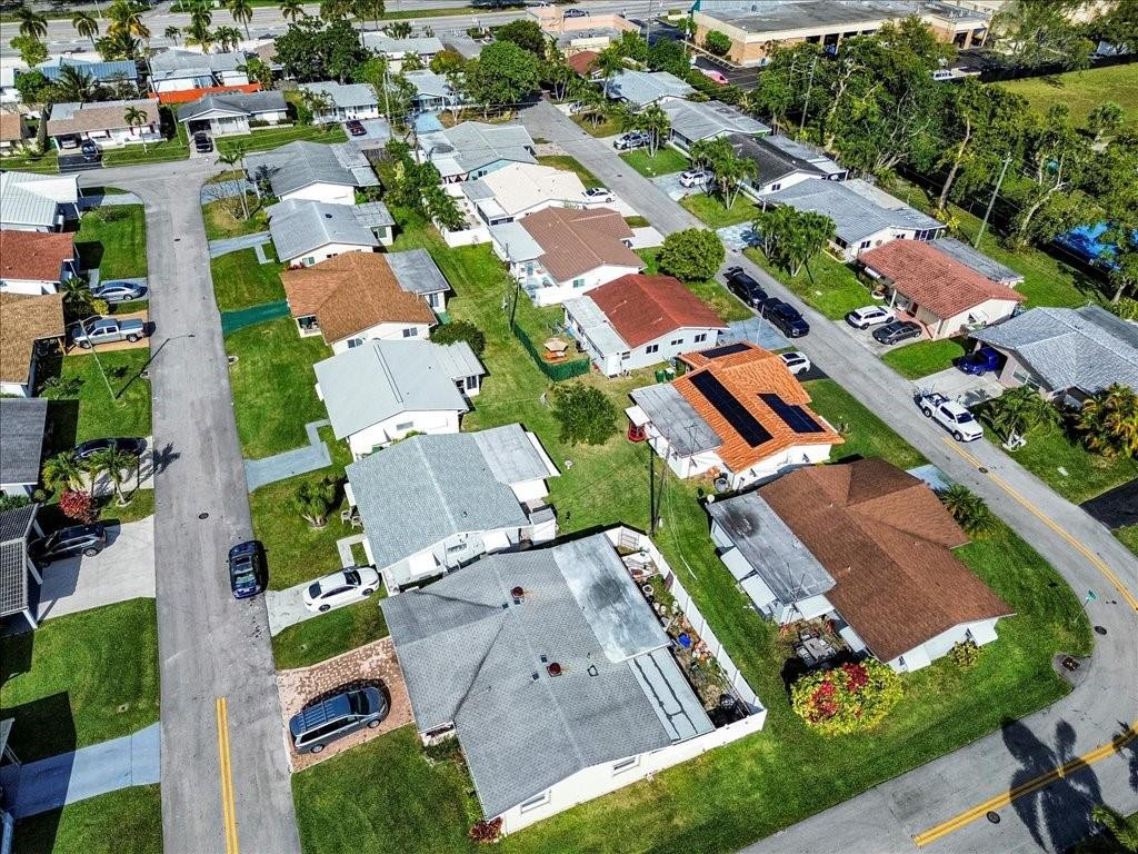 View details of listing 4805 NW 25th Terrace, Fort Lauderdale, FL 33309 Fort Lauderdale with MLS#