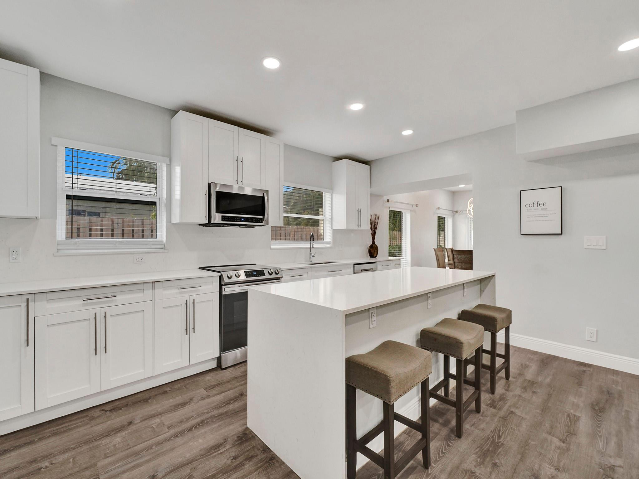 View details of listing 3261 Aqua Vista Drive, Pompano Beach, FL 33062 Pompano Beach with MLS#