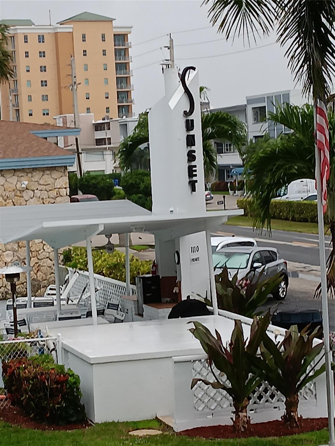 View details of listing 1110 N Riverside Drive 26, Pompano Beach, FL 33062 Pompano Beach with MLS# 
