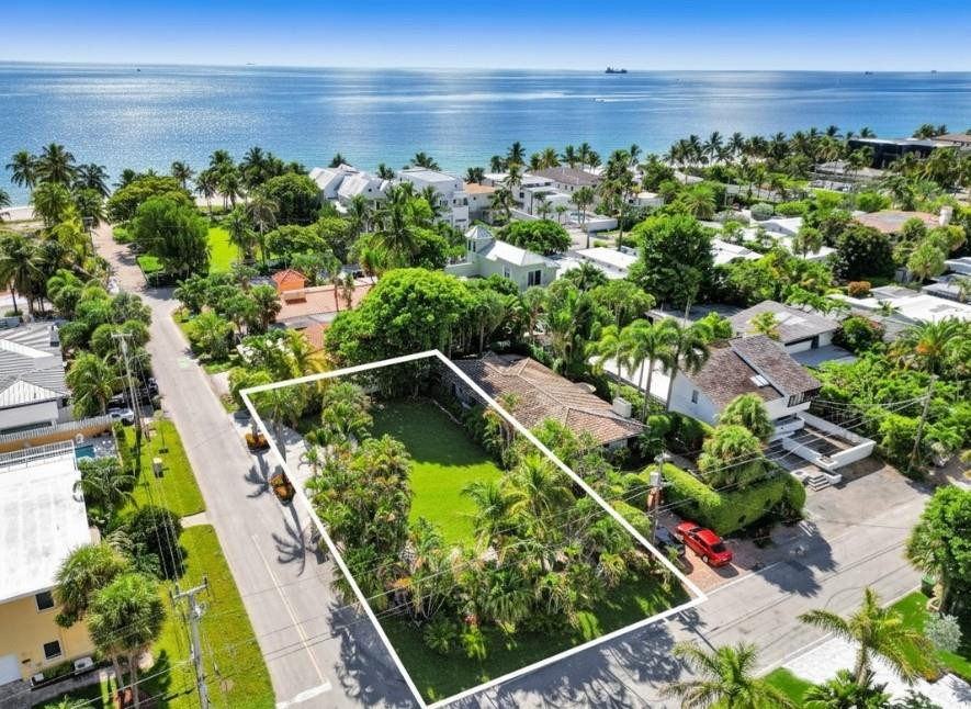 View details of listing 2930 Center Avenue, Fort Lauderdale, FL 33308 Fort Lauderdale with MLS# 