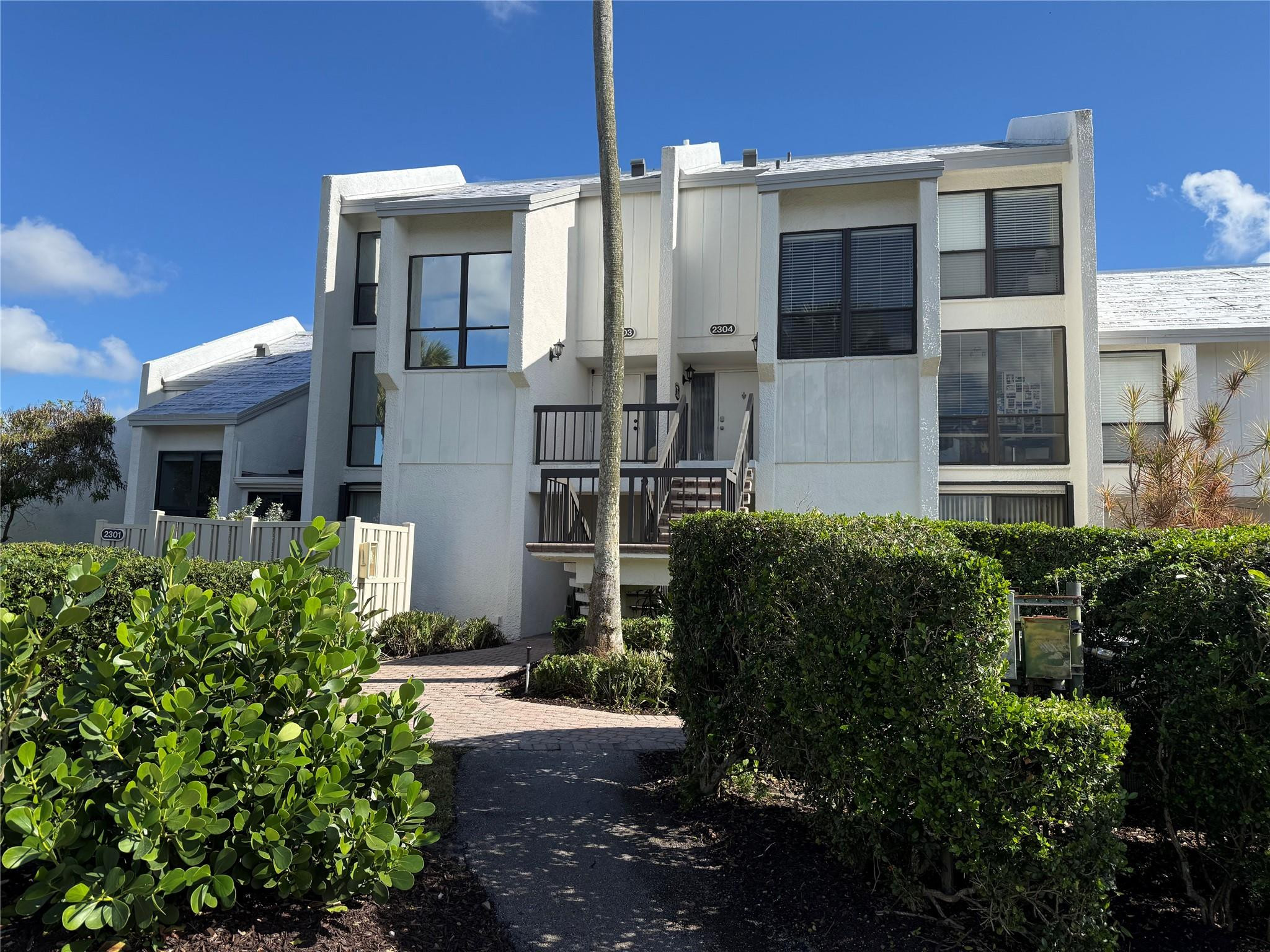 View details of listing 2303 Bridgewood Drive 2303, Boca Raton, FL 33434 Boca Raton with MLS# 