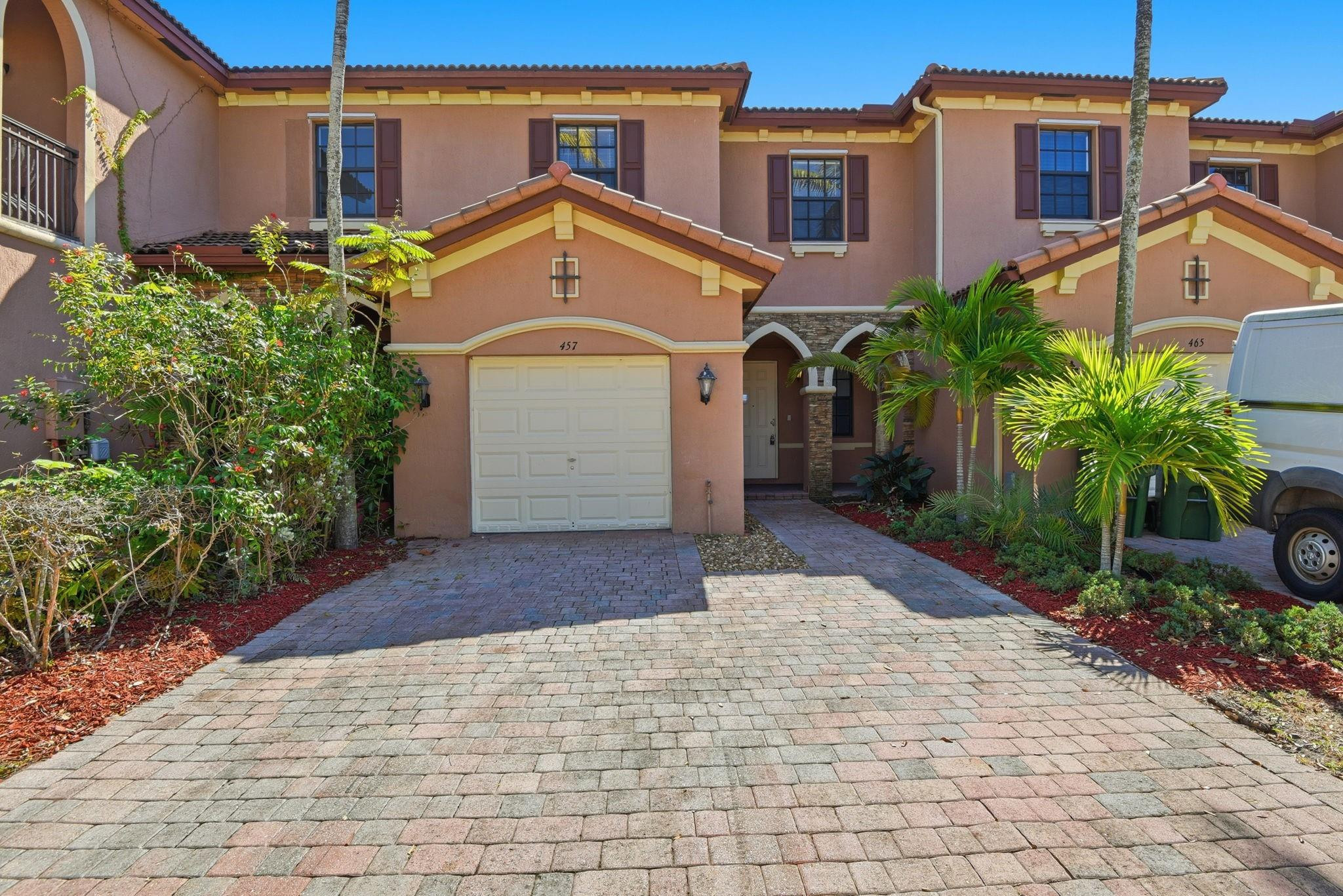 View details of listing 457 SE 37th Place 457, Homestead, FL 33033 Homestead with MLS#