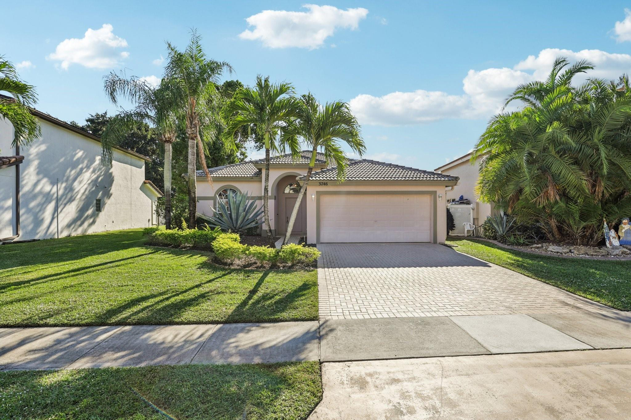 View details of listing 3746 Old Lighthouse Circle, Wellington, FL 33414 Wellington with MLS# 