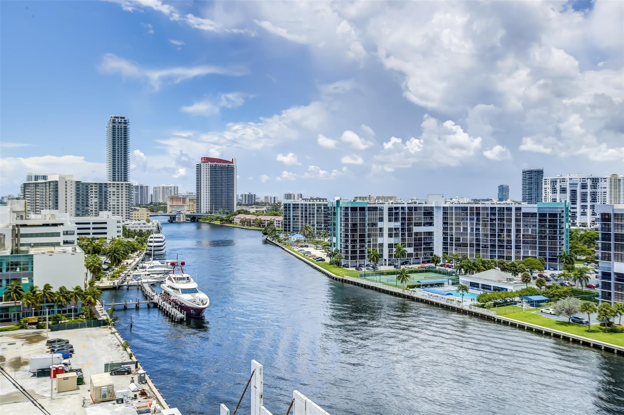 View details of listing 3000 S Ocean Drive 1100, Hollywood, FL 33019 Hollywood with MLS#