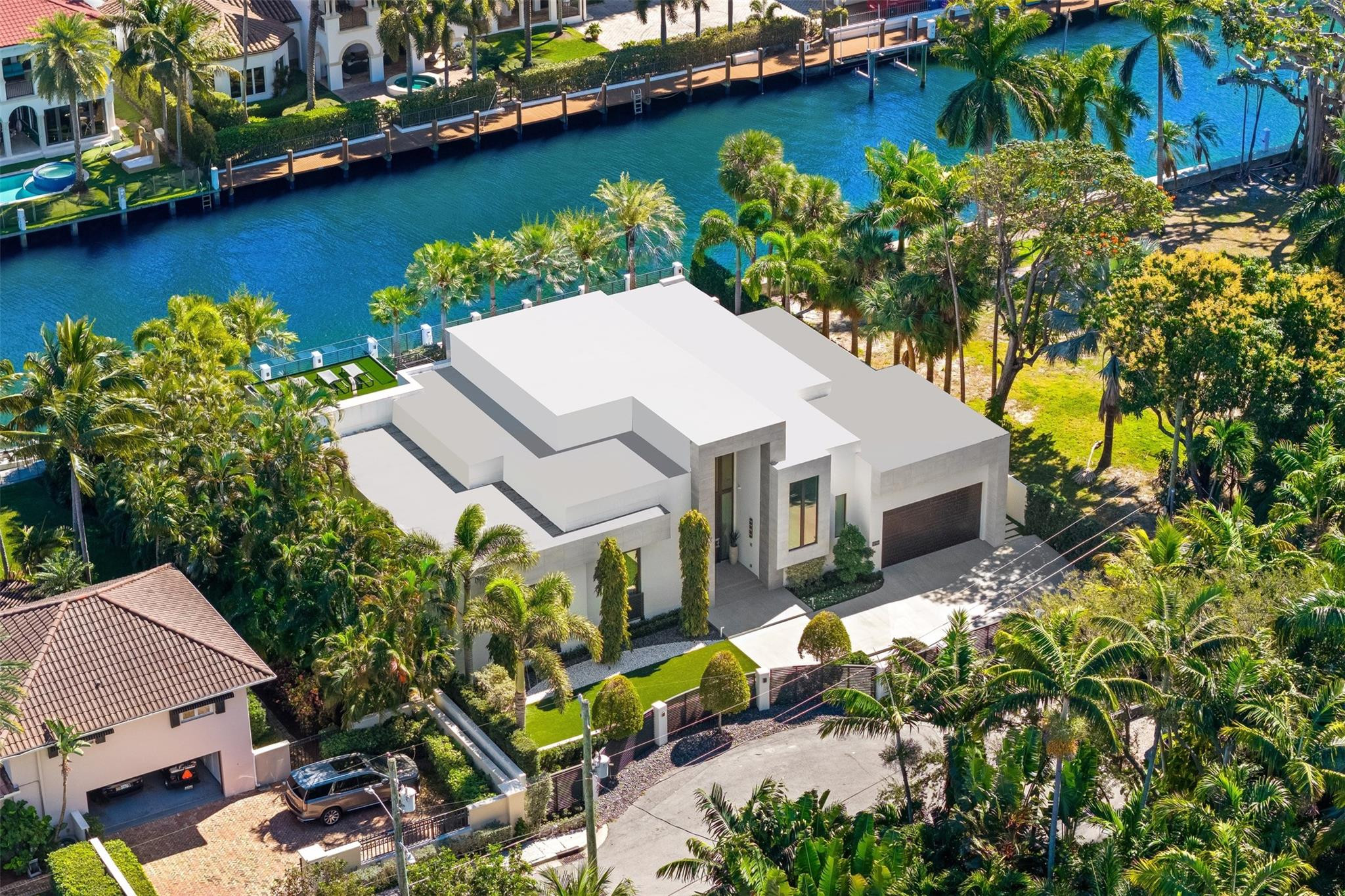 View details of listing 816 Riviera Isle Drive, Fort Lauderdale, FL 33301 Fort Lauderdale with MLS#