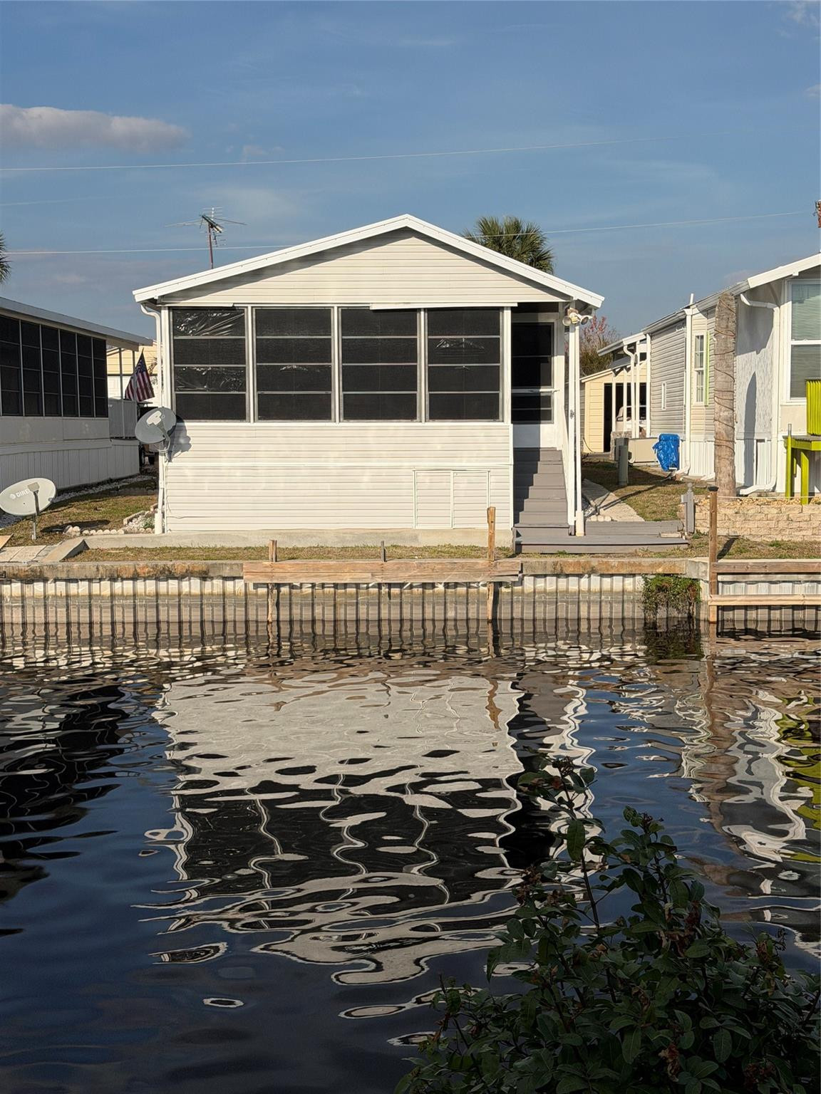 View details of listing 42 Turtle Road, Okeechobee, FL 34974 Okeechobee with MLS#