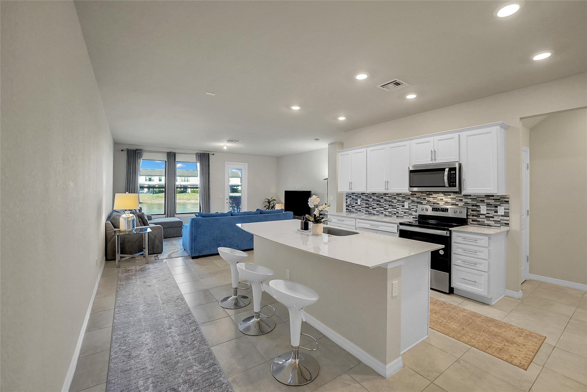 View details of listing 2293 S Appleton Circle, Oakland Park, FL 33309 Oakland Park with MLS#