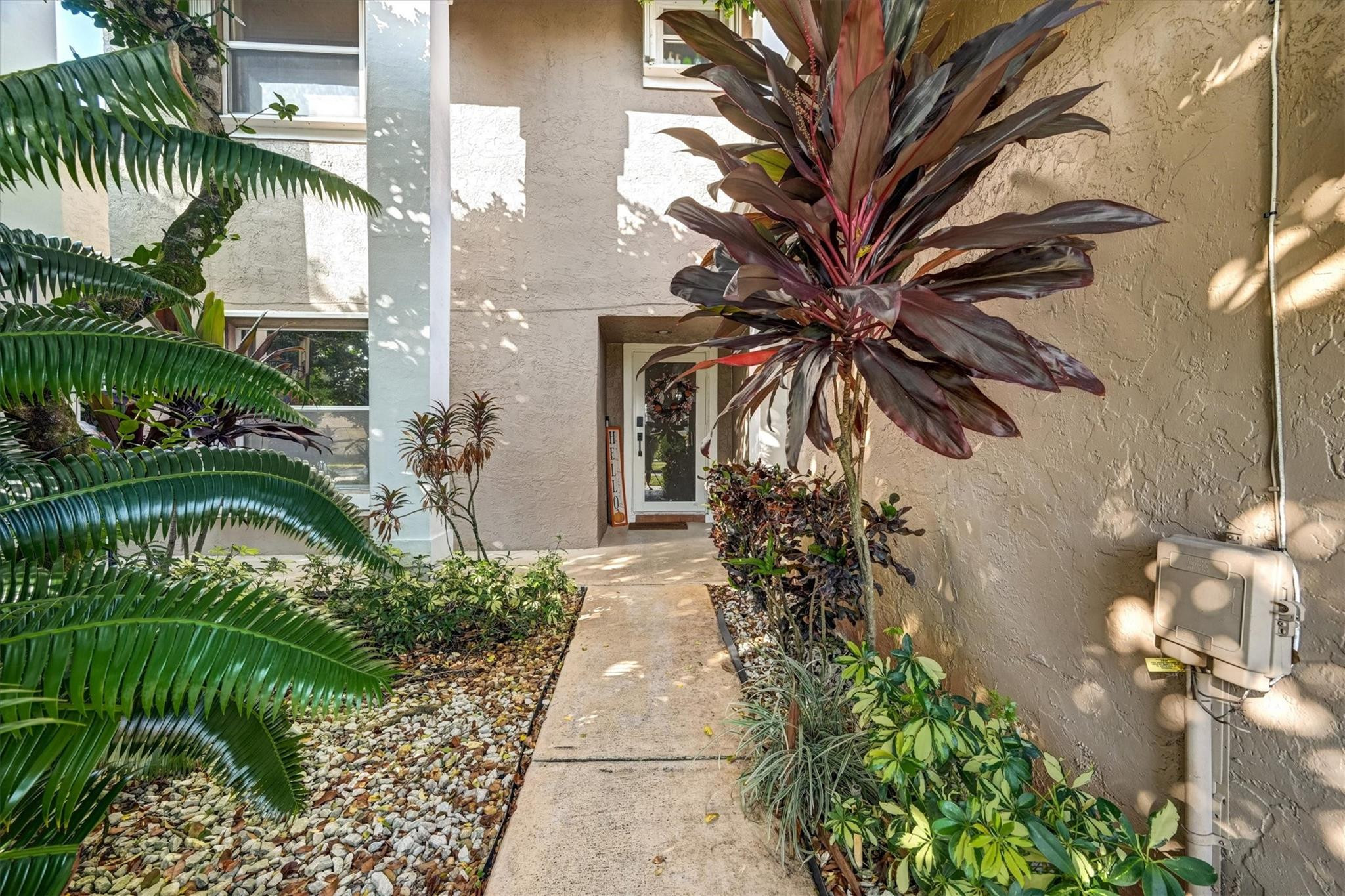 Listing  9581 NW 9th Court, Plantation, FL 33324, Plantation, FL 33324
