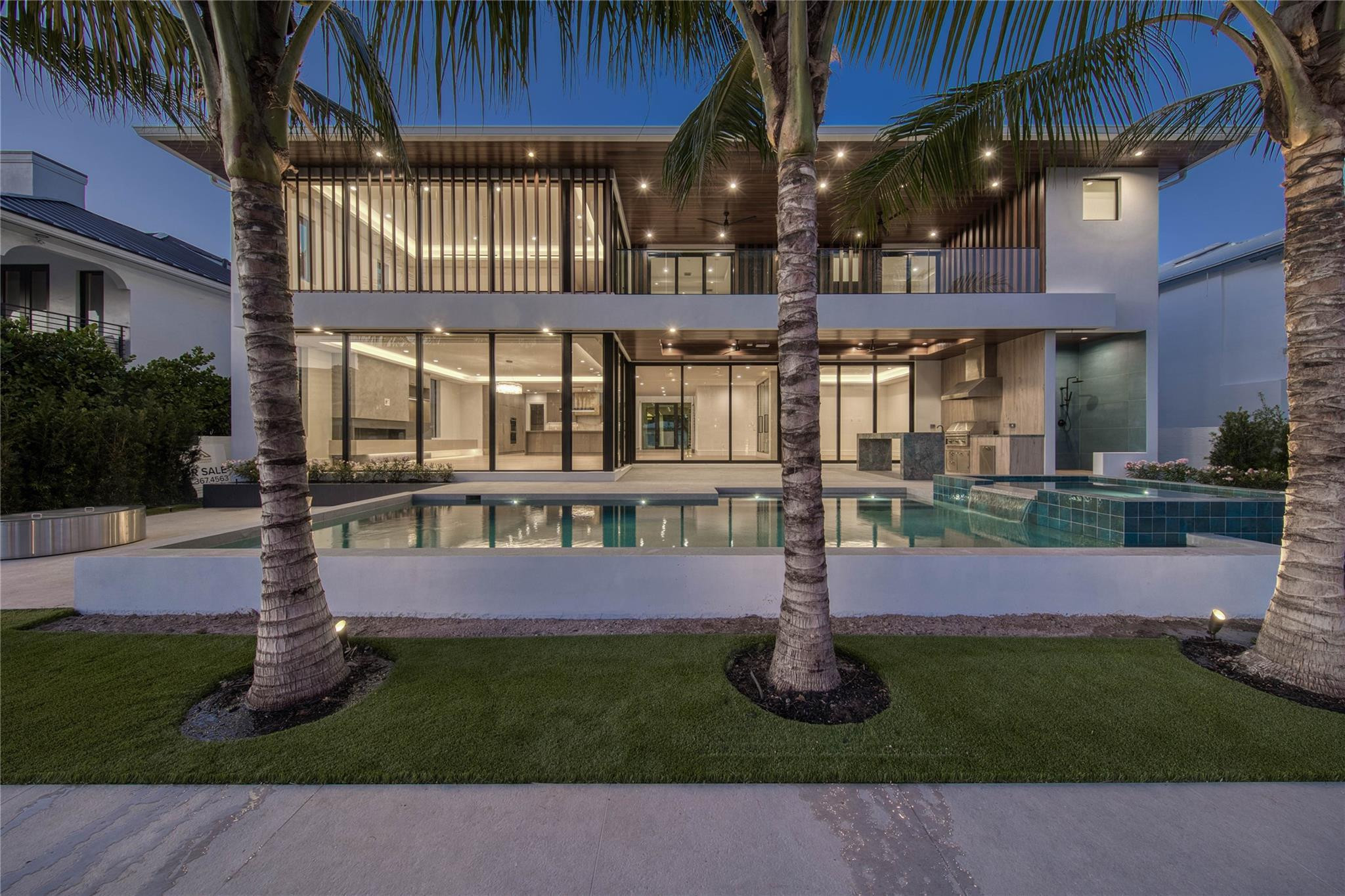 View details of listing 2508 Delmar Place, Fort Lauderdale, FL 33301 Fort Lauderdale with MLS#