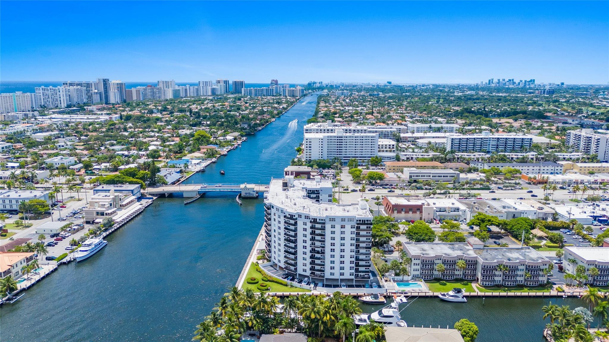 View details of listing 5100 Dupont Boulevard 10c, Fort Lauderdale, FL 33308 Fort Lauderdale with MLS#