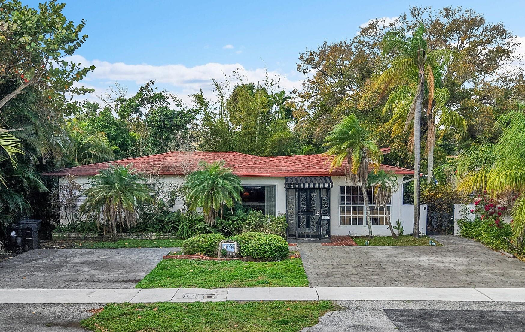 View details of listing 1317 SE 2nd Avenue, Fort Lauderdale, FL 33316 Fort Lauderdale with MLS# 