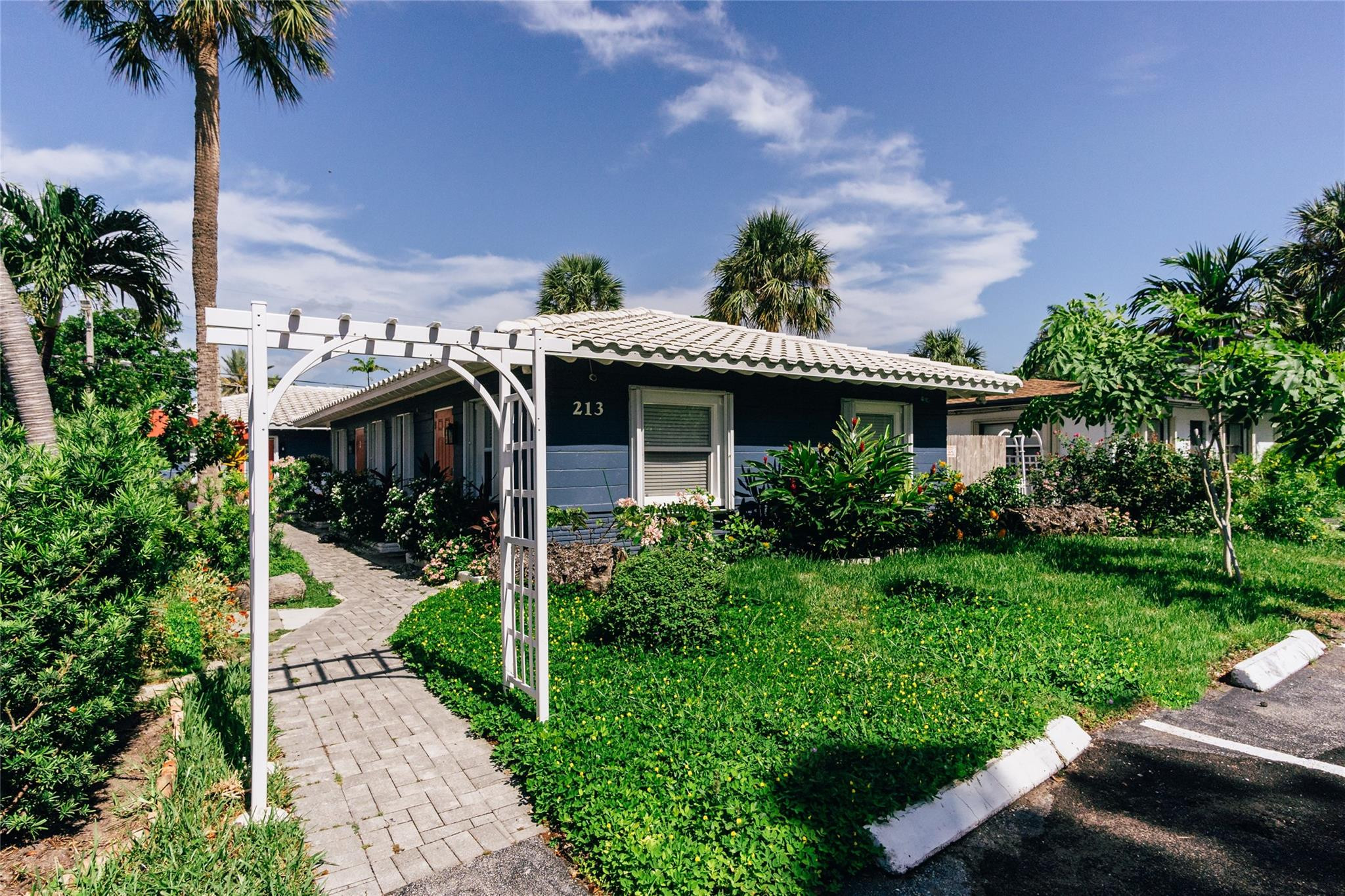 Listing  213 Hibiscus Avenue, Pompano Beach, FL 33062, Pompano Beach, FL 33062