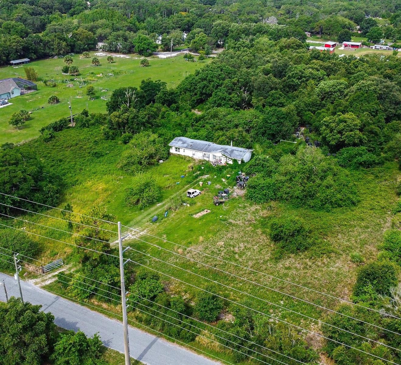 View details of listing 1240 HACKNEY RD ST CLOUD with MLS# O6116184