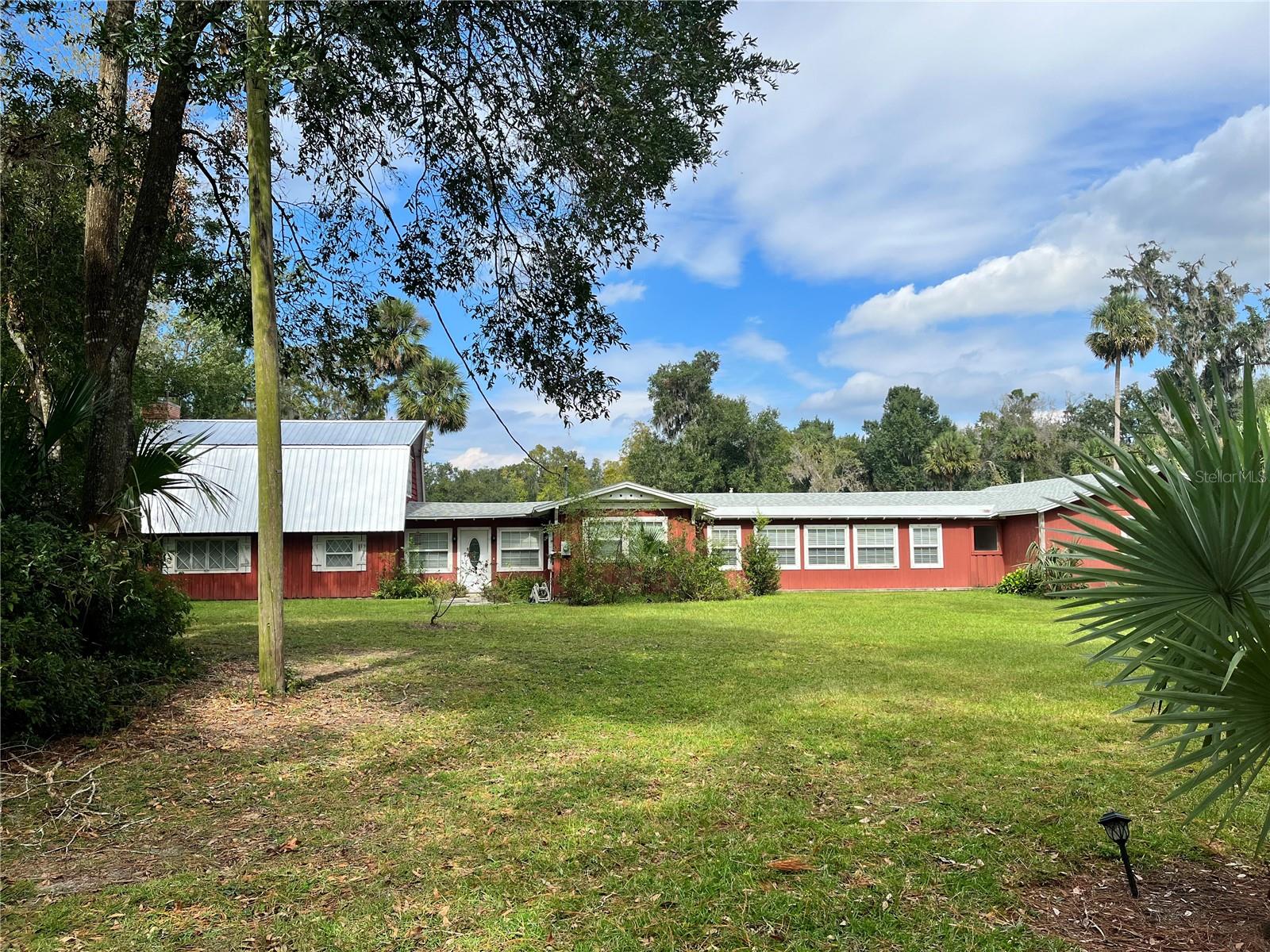 View details of listing  APOPKA with MLS# O6118763