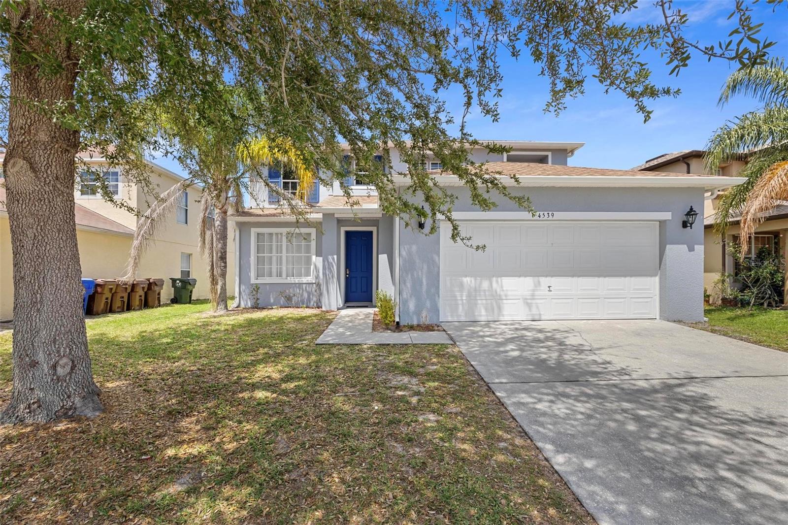 View details of listing 4539 PHILADELPHIA CIR KISSIMMEE with MLS# O6190343