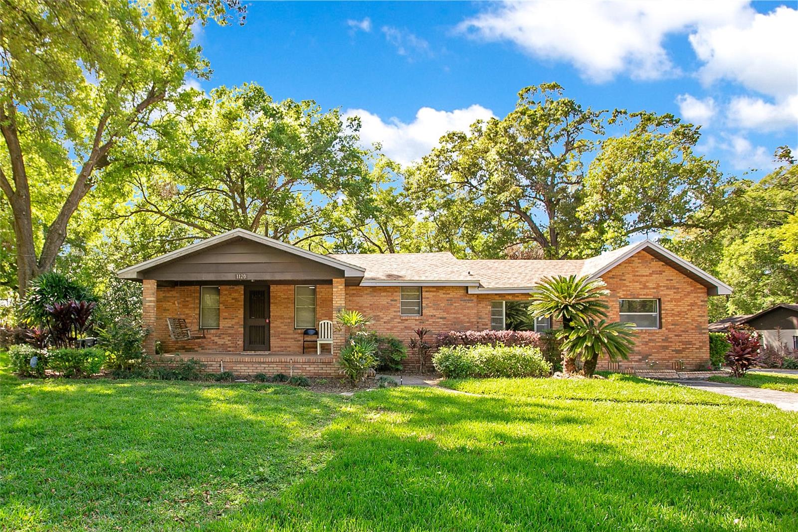 View details of listing 1120 SHEELER AVE APOPKA with MLS# O6292079