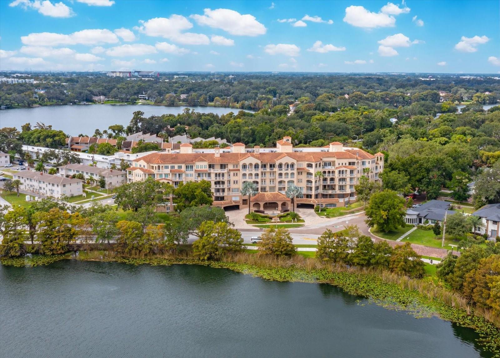 Listing O6348535 1110 W IVANHOE BLVD #9, ORLANDO, FL 32804
