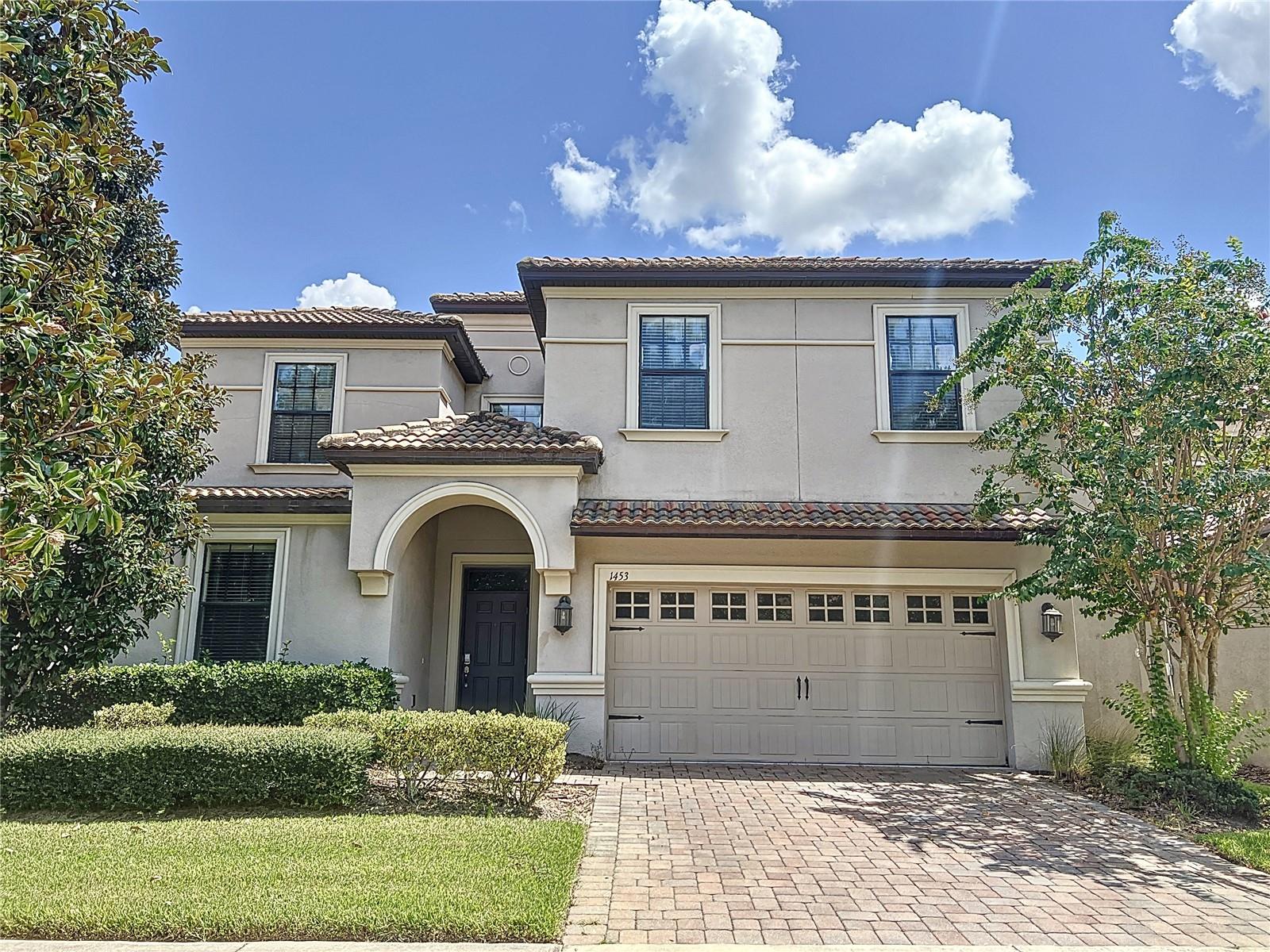 View details of listing 1453 MYRTLEWOOD ST DAVENPORT with MLS# O6405888
