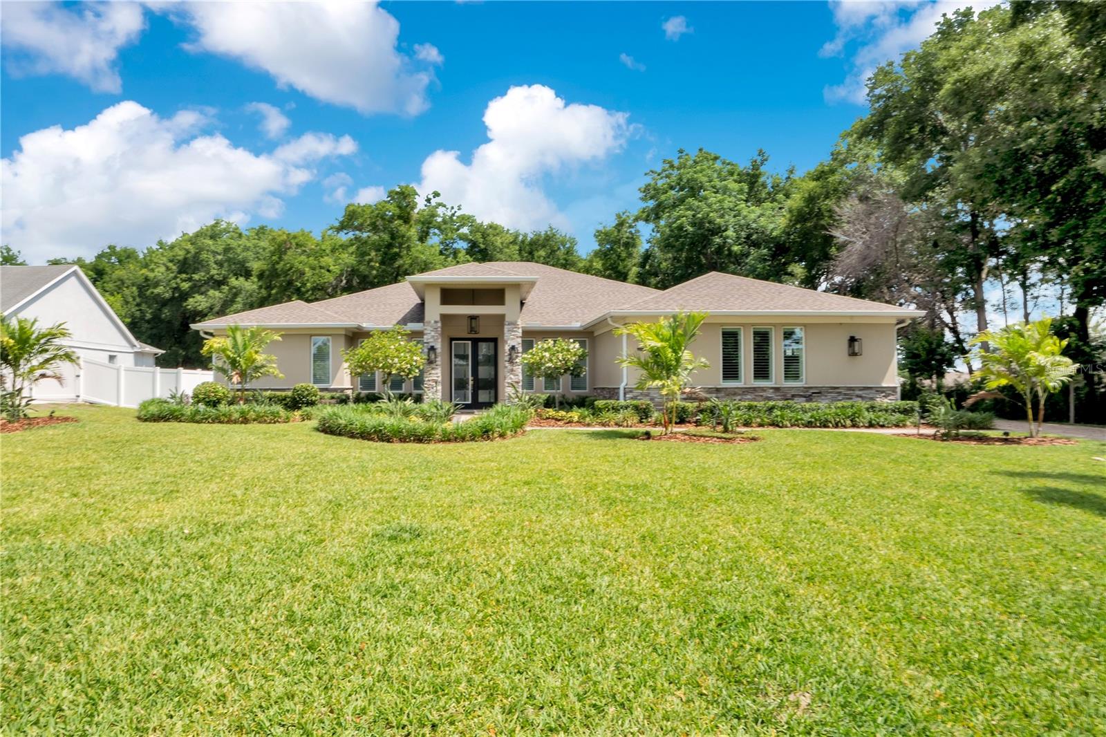 Listing O6406584 1107 PALM COVE DR, ORLANDO, FL 32835