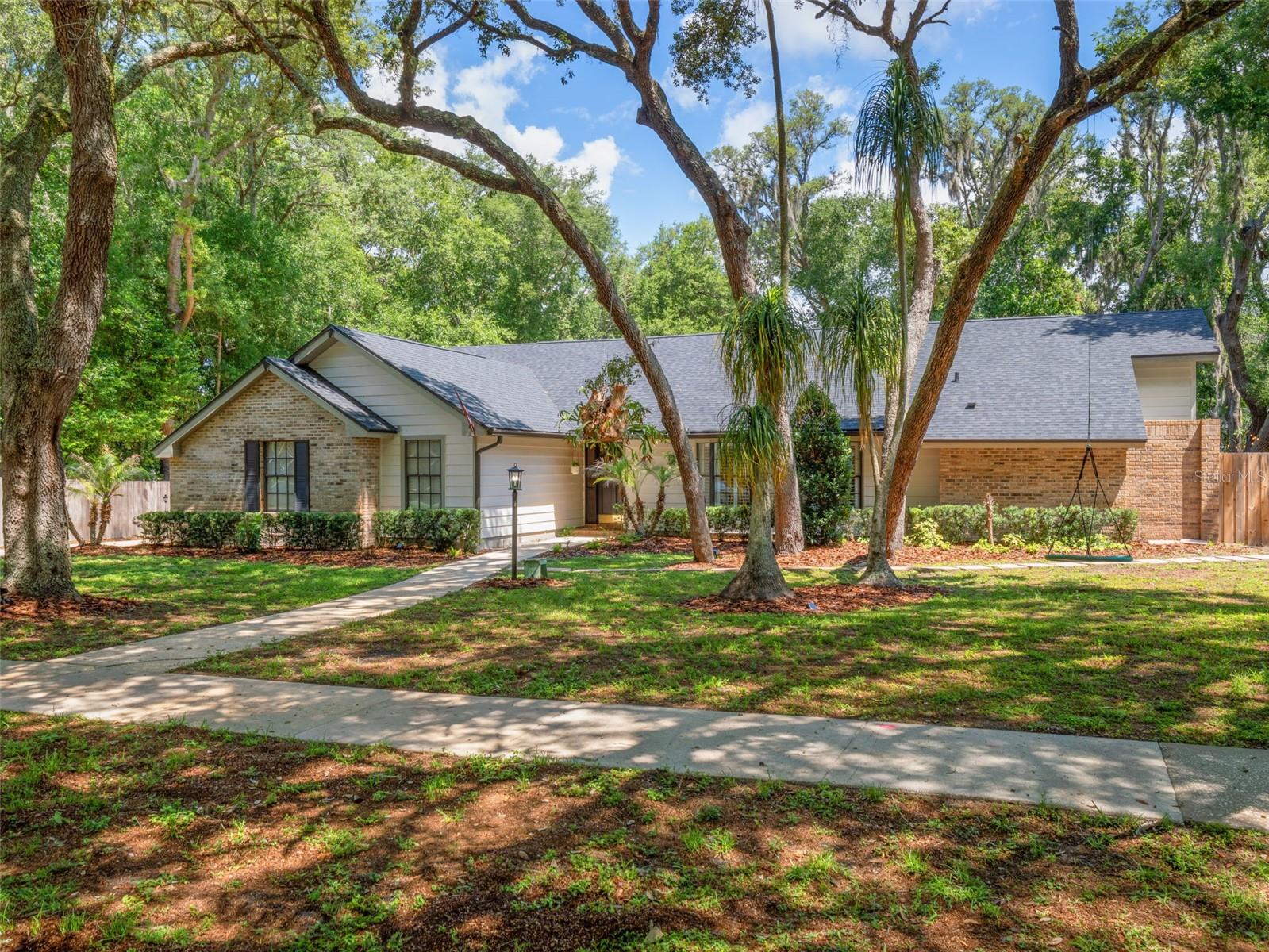 Listing O6407949 2221 BLUFF OAK ST, APOPKA, FL 32712