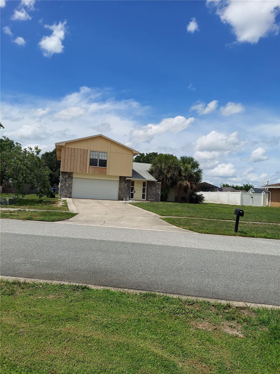 Listing O6417714 8139 LAUREL TREE DR, ORLANDO, FL 32819