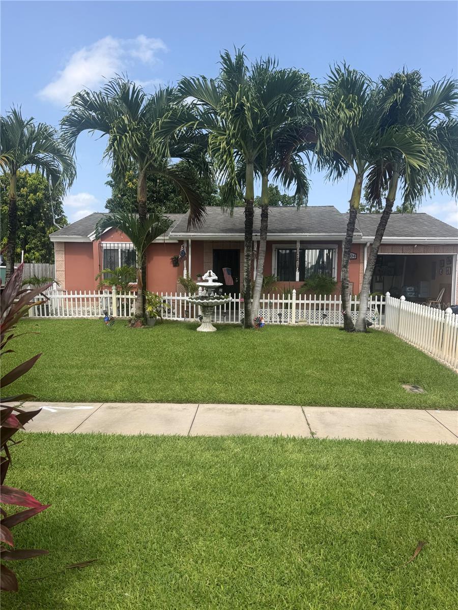 Listing O6425334 1304 DONWOODS LN, ROYAL PALM BEACH, FL 33411