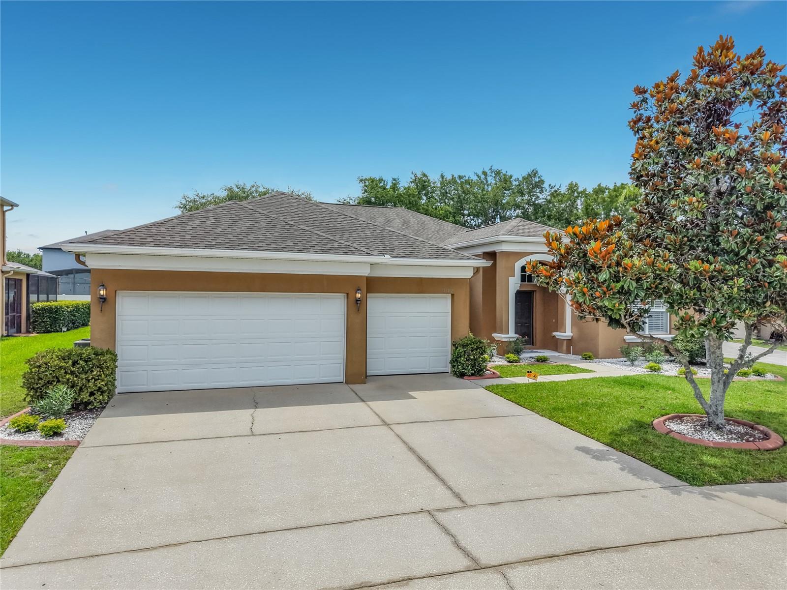 Listing O6441551 13412 SUMMER RAIN DR, ORLANDO, FL 32828