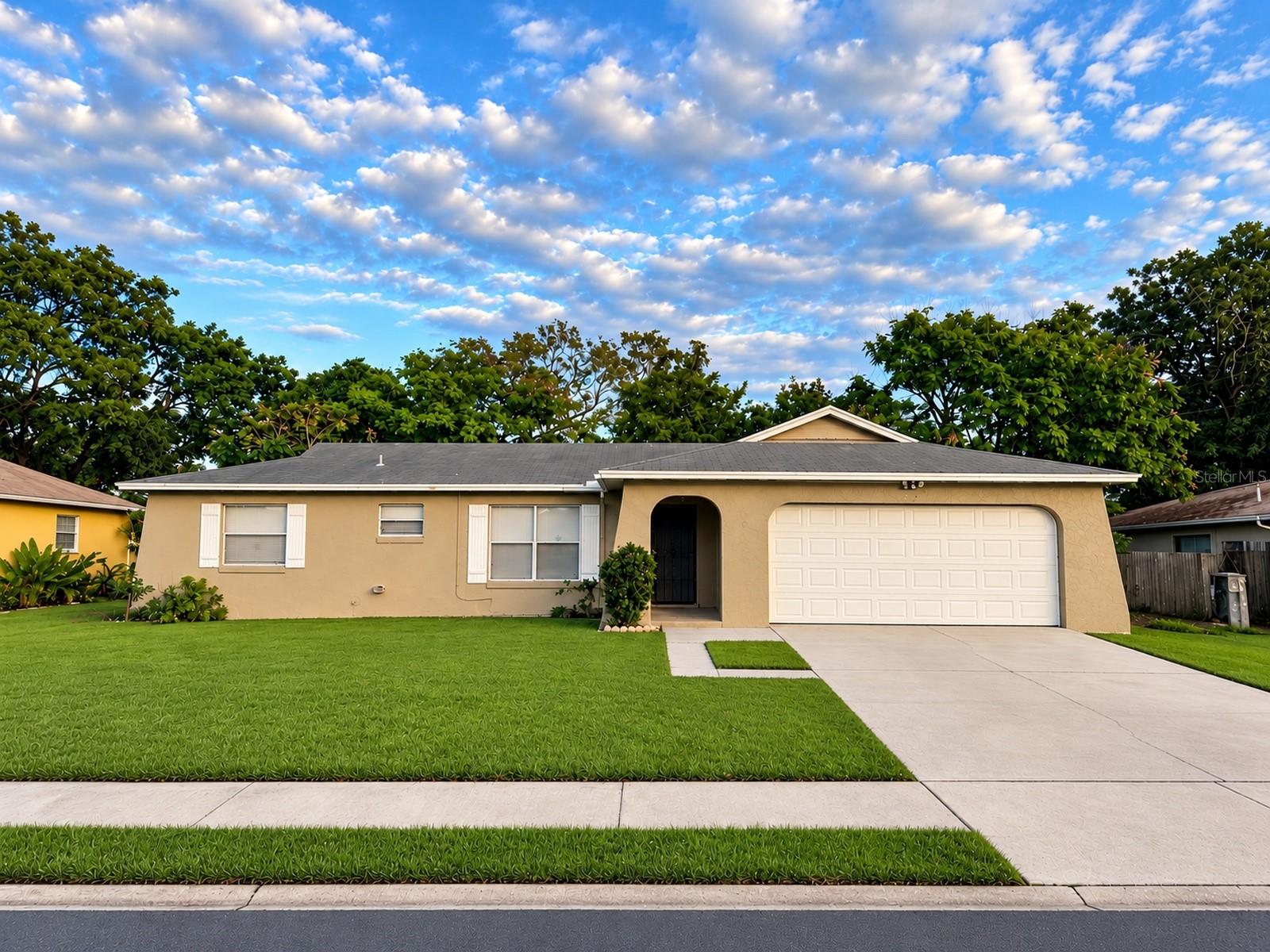 Listing O6443518 4533 LEMANS DR, ORLANDO, FL 32808
