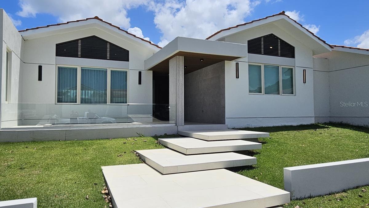 Listing PR9113120 677 LAVANDA, DORADO, PR 00646