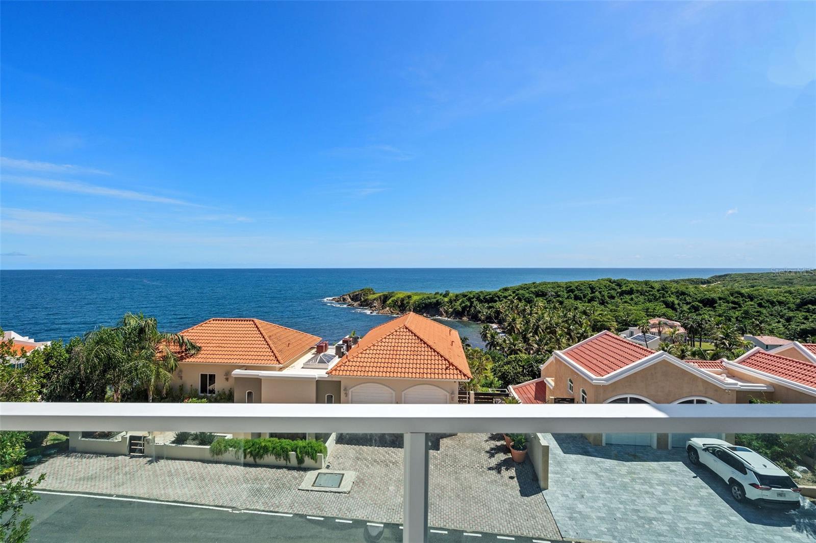 View details of listing 1 SHELL CASTLE CLUB #74 HUMACAO with MLS# PR9116863
