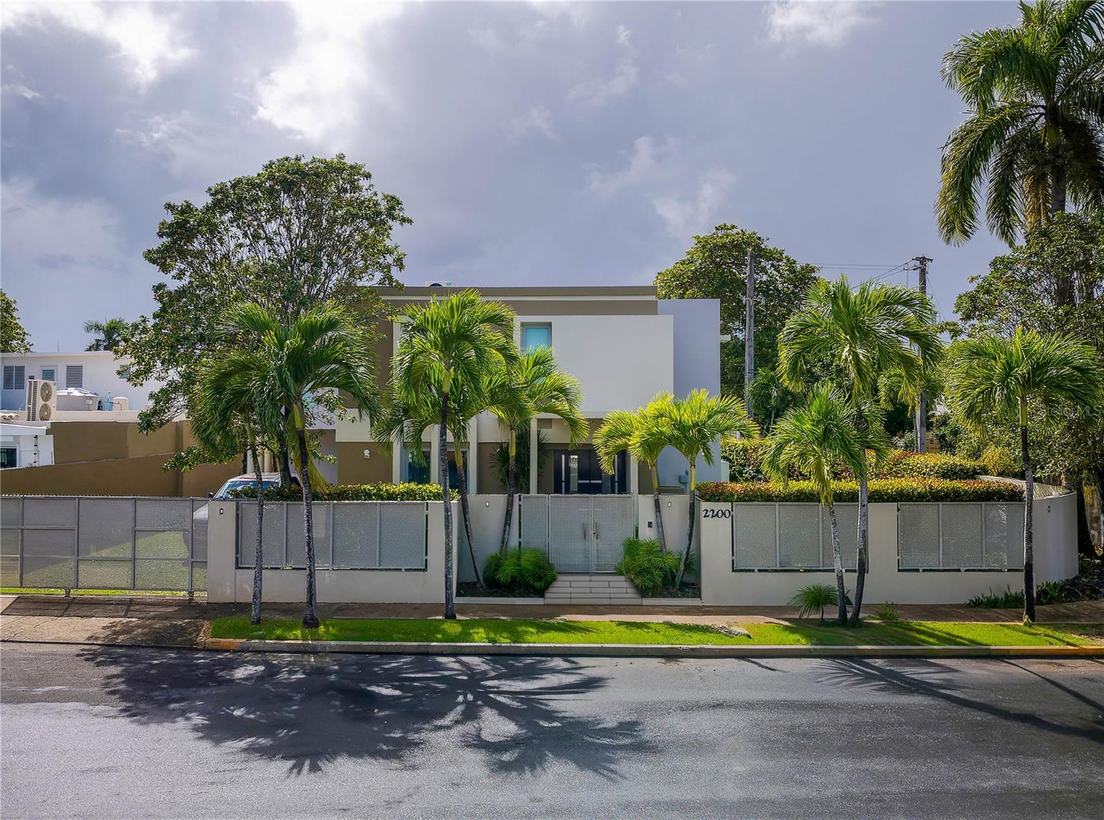 Listing PR9118351 2200 CACIQUE ST, SAN JUAN, PR 00913