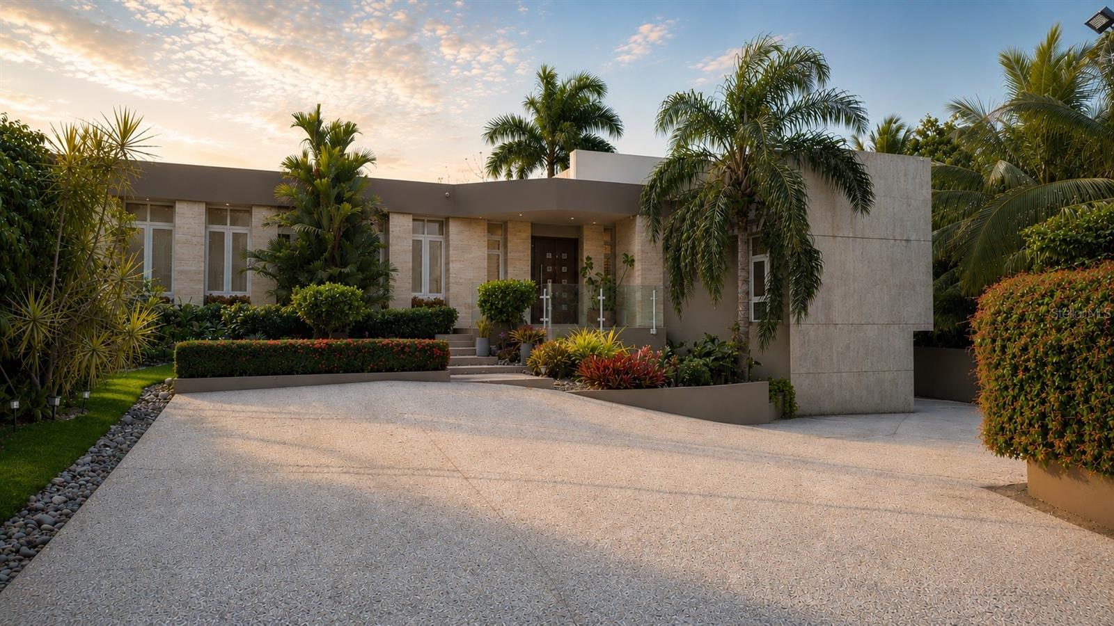 Listing PR9121254 A31 COLINAS DE PARKVILLE ST, GUAYNABO, PR 00969