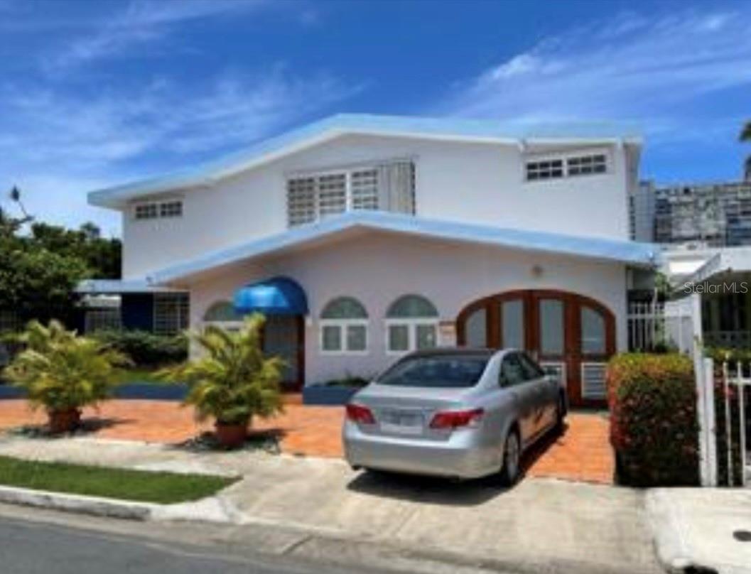 View details of listing 14 PALMA DE SIERRA CAROLINA with MLS# PR9121492