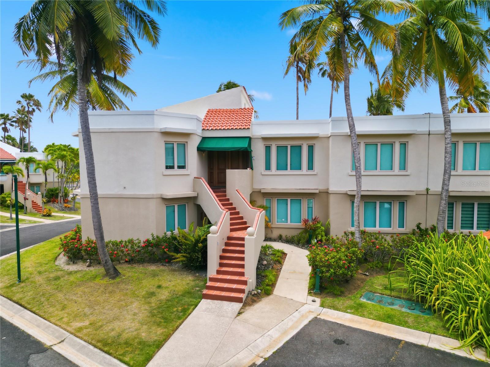Listing PR9122058 E LAKESIDE VILLAS #1, VEGA ALTA, PR 00692