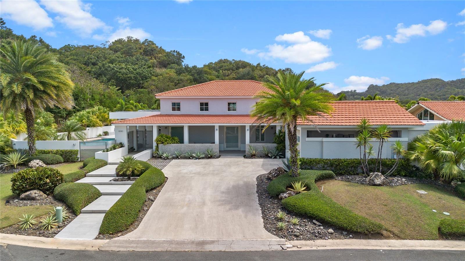Listing PR9122714 530 CAMINO DE GUILLARTE, DORADO, PR, PR 00646