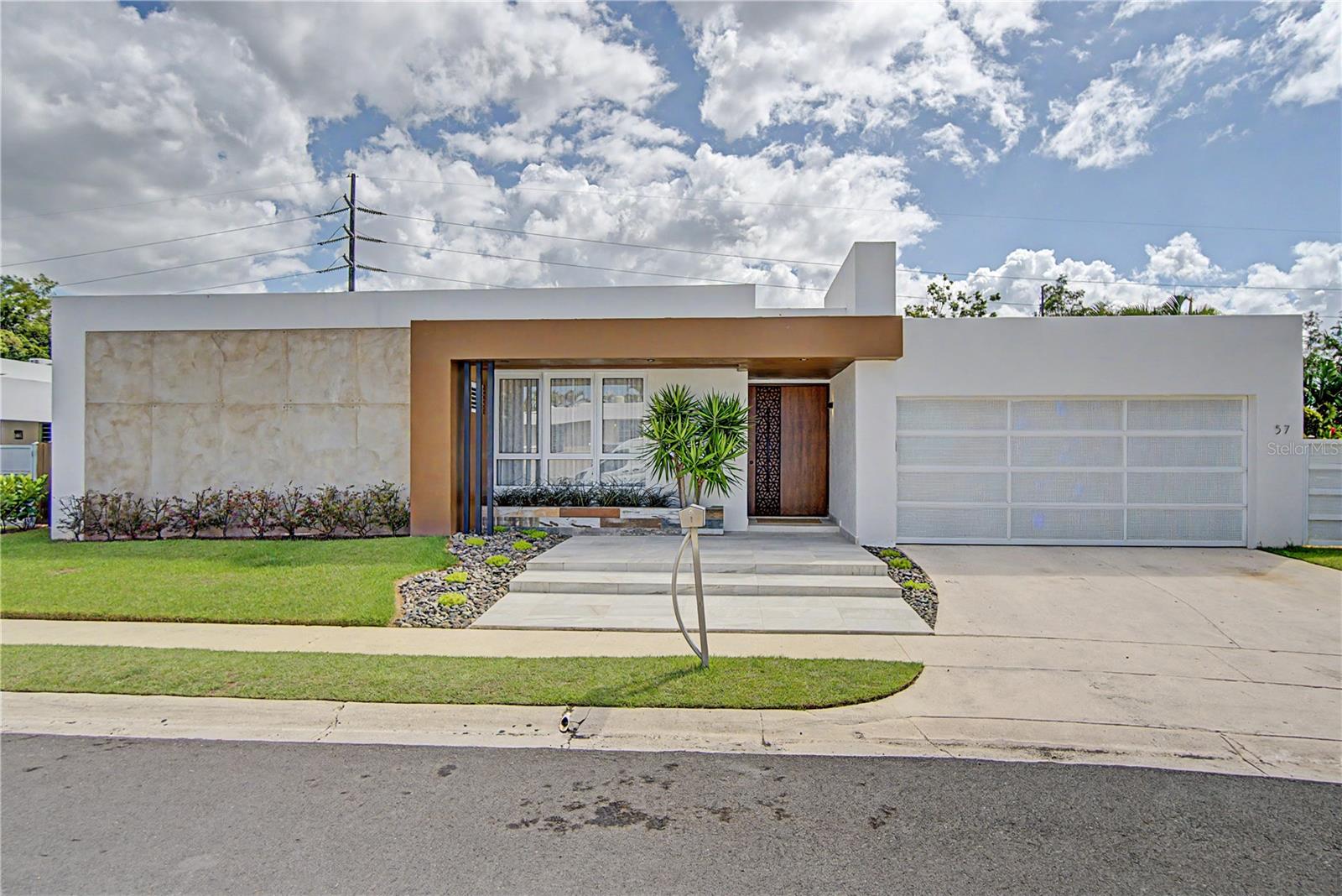 Listing PR9124052 57 PARQUE DEL ORIENTE, SAN JUAN, PR 00926